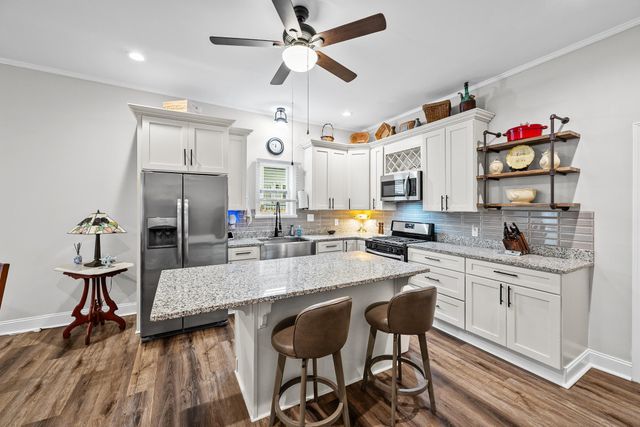 22 Seyle Street, Greenville, SC 29605