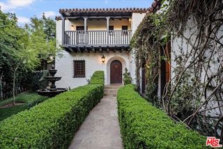 1901 El Cerrito Place, Los Angeles, CA 90068