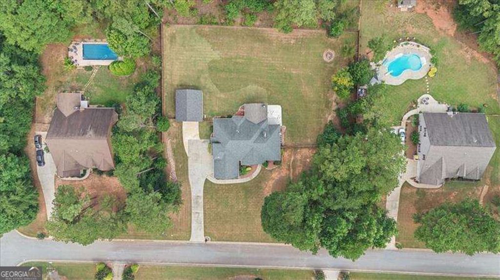 32 Meadow View Glen, Newnan, GA 30265 — exterior