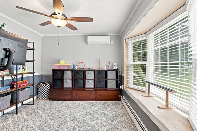 16 Lantern Lane, Londonderry, NH 03053