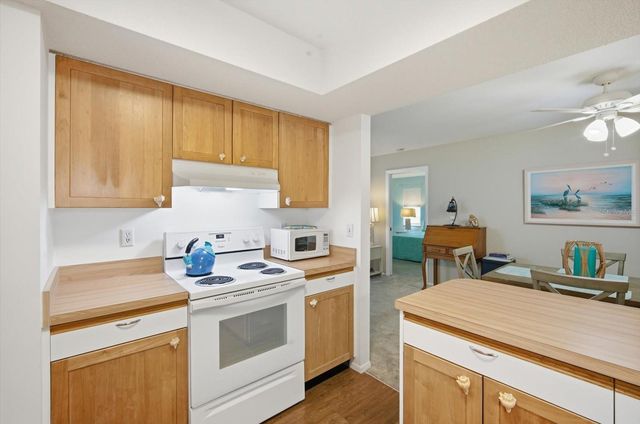 6108 PENNY LANE 27, Bradenton, FL 34207