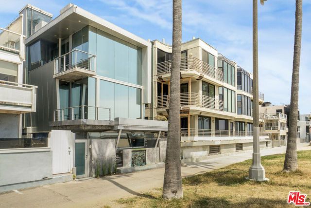 2911 Ocean Front Walk, Venice (los Angeles), CA 90291