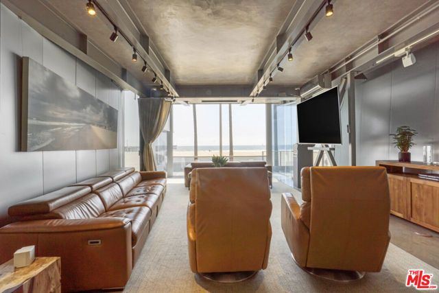 2911 Ocean Front Walk, Venice (los Angeles), CA 90291