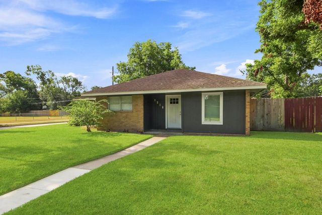 1318 Carolyn Court, Humble, TX 77338