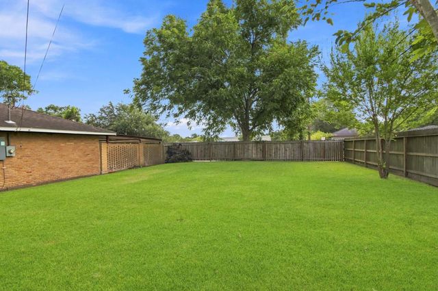 1318 Carolyn Court, Humble, TX 77338