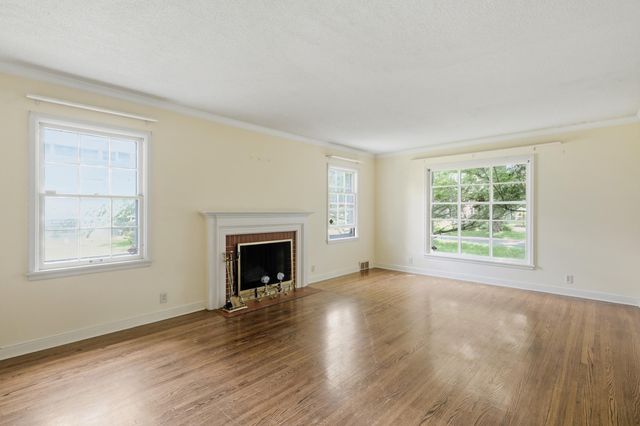 4308 Glencrest Road, Golden Valley, MN 55416
