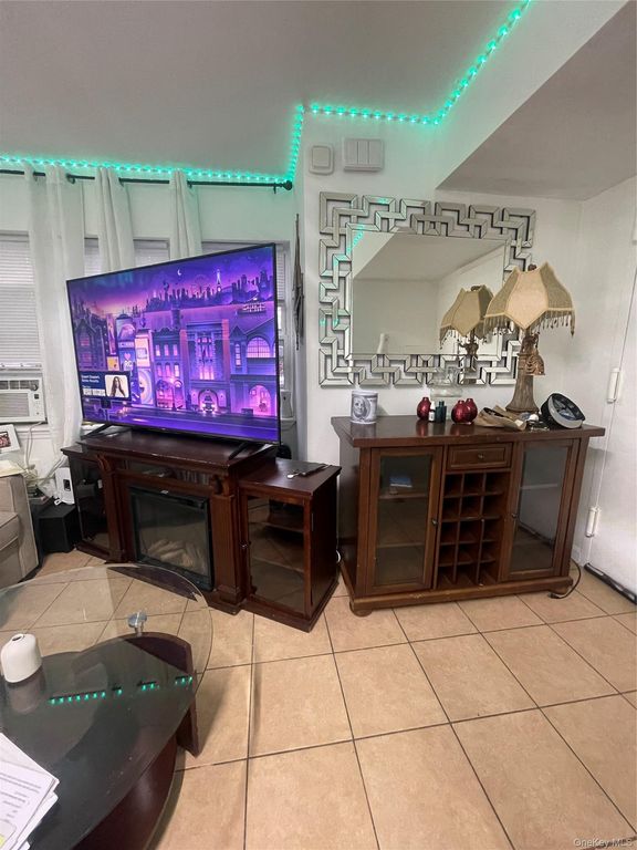 2730 Kingsbridge Terrace, Bronx, NY 10463 — photo 3