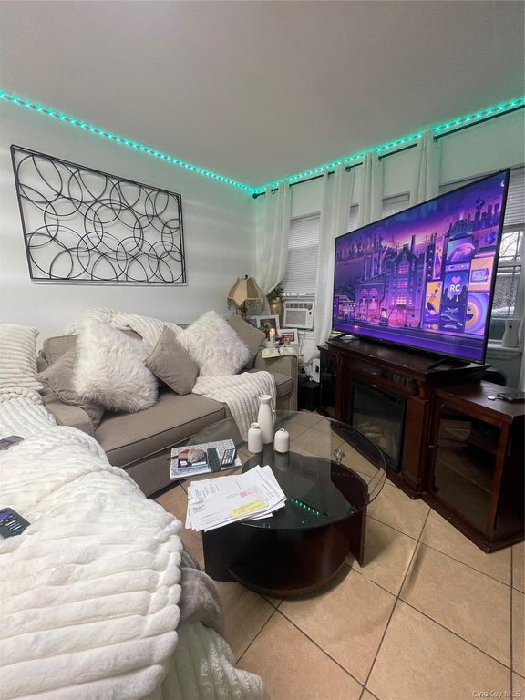 2730 Kingsbridge Terrace, Bronx, NY 10463 — photo 4
