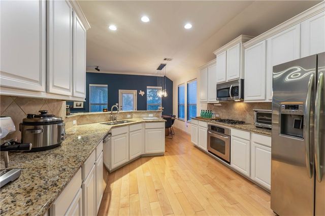 2808 Canyon Valley RUN, Pflugerville, TX 78660