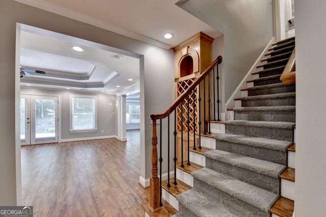 6032 Thunder Woods Trail, Sugar Hill, GA 30518