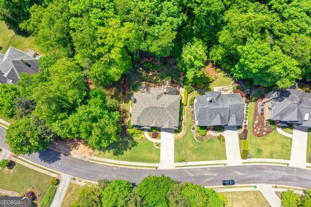 6032 Thunder Woods Trail, Sugar Hill, GA 30518