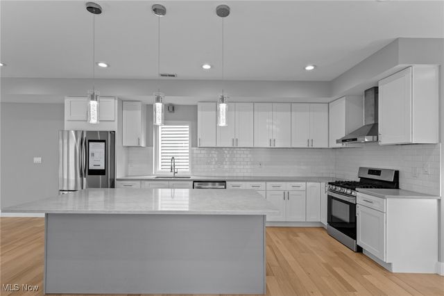 1961 W 47th Street, Cleveland, OH 44102