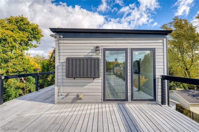 1961 W 47th Street, Cleveland, OH 44102