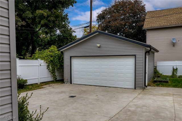 1961 W 47th Street, Cleveland, OH 44102