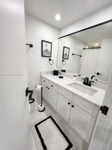 2301 COLLINS AV 1026, Miami Beach, FL 33139