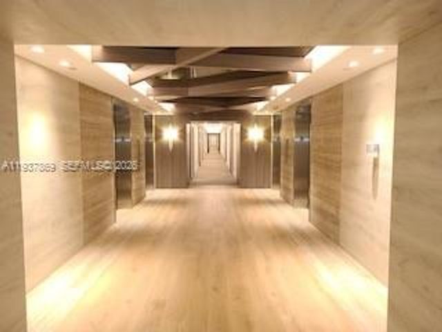 2301 COLLINS AV 1026, Miami Beach, FL 33139