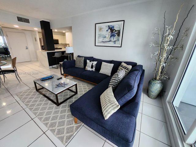 2301 COLLINS AV 1026, Miami Beach, FL 33139