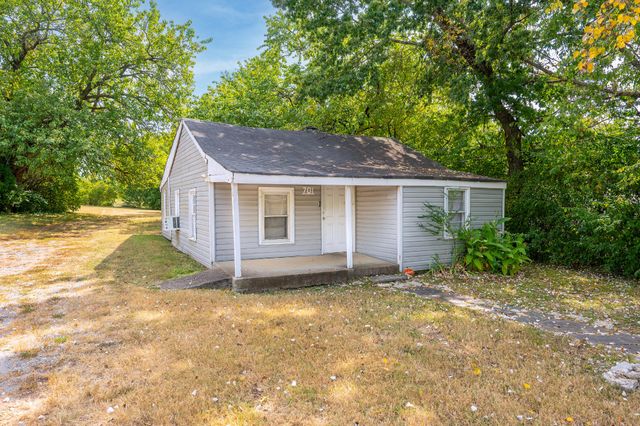 701 Mulberry St, Lebanon, TN 37087