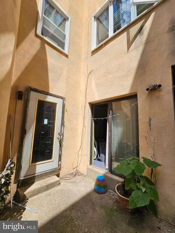 622 S 3RD ST, Philadelphia, PA 19147