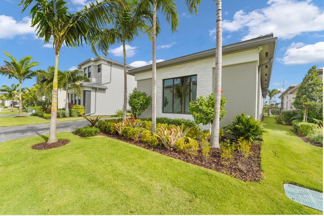 9409 Sunflower Meadow Road, Boca Raton, FL 33434