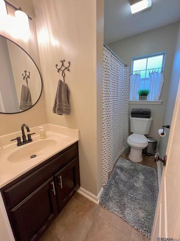14080 Troy Duplessis Rd, Gonzales, LA 70737