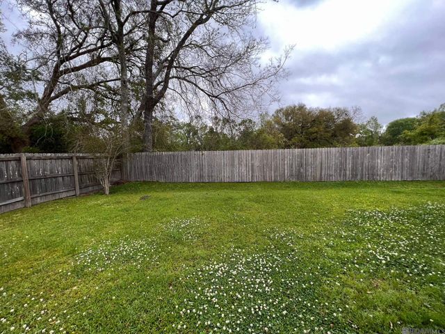 14080 Troy Duplessis Rd, Gonzales, LA 70737