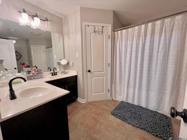 14080 Troy Duplessis Rd, Gonzales, LA 70737