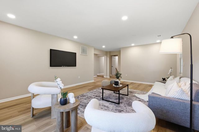 6802 FRIENDSHIP CT, Clinton, MD 20735