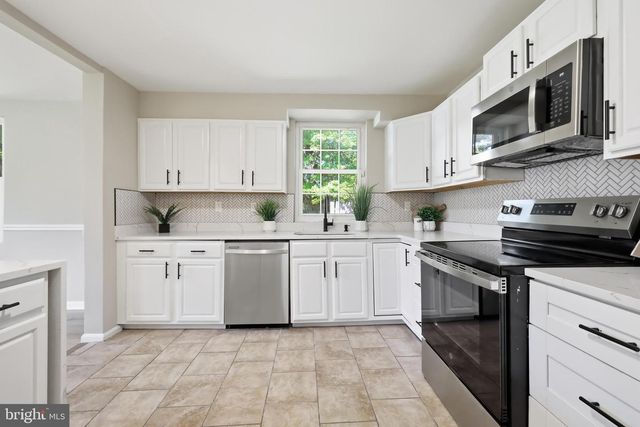 6802 FRIENDSHIP CT, Clinton, MD 20735