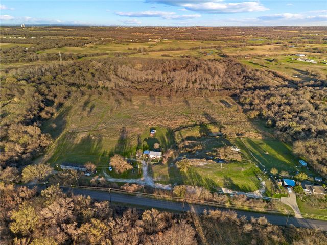 9911 Zion Hill Road, Poolville, TX 76487