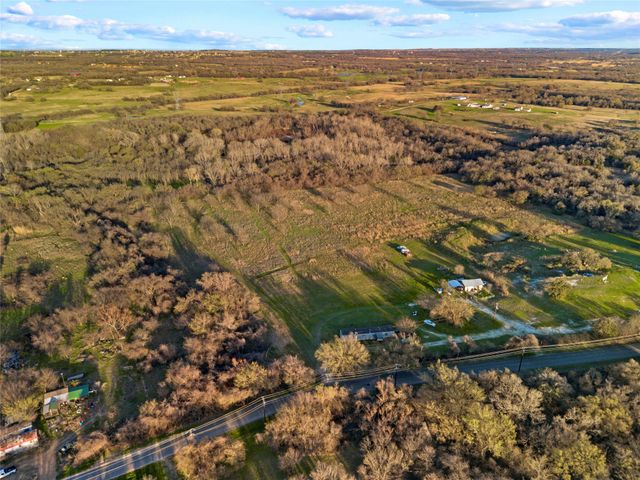 9911 Zion Hill Road, Poolville, TX 76487