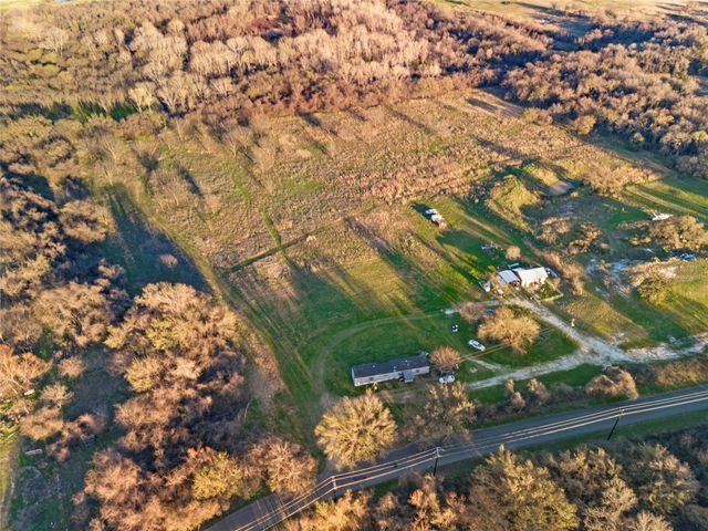 9911 Zion Hill Road, Poolville, TX 76487