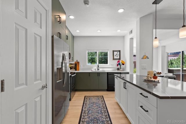 4706 Copeland Circle 102, Highlands Ranch, CO 80126