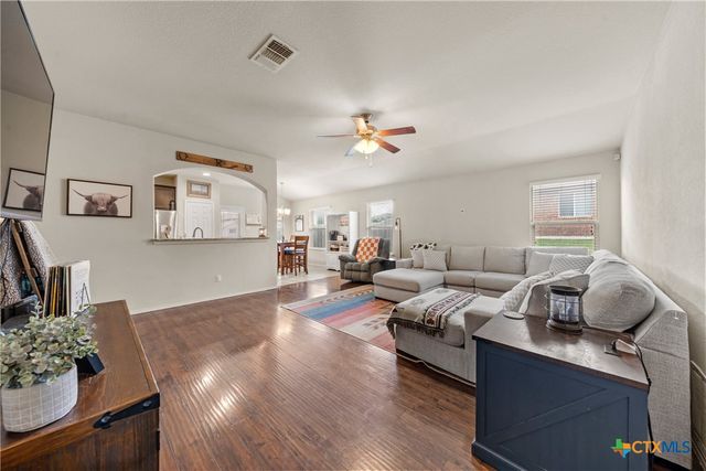406 Coby, Troy, TX 76579