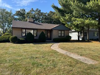 700 N Garfield Street, Harvard, IL 60033