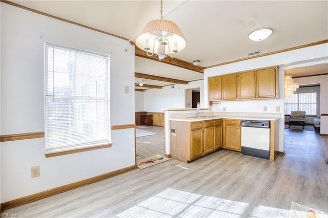 1912 Tiger Eye CT, Virginia Beach, VA 23456