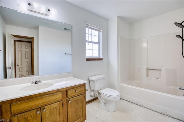 1912 Tiger Eye CT, Virginia Beach, VA 23456