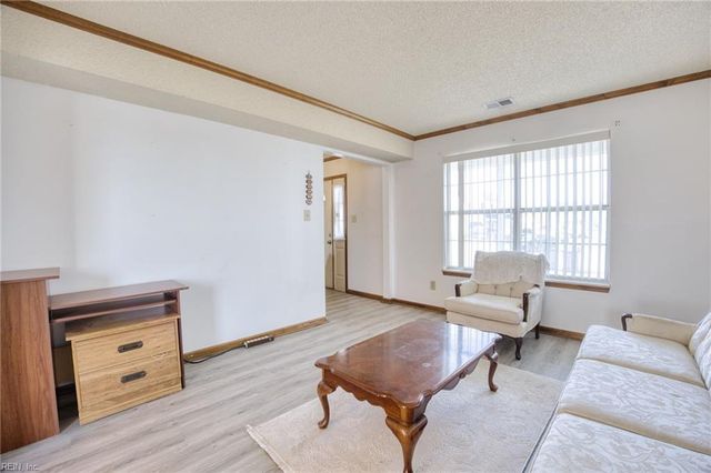 1912 Tiger Eye CT, Virginia Beach, VA 23456