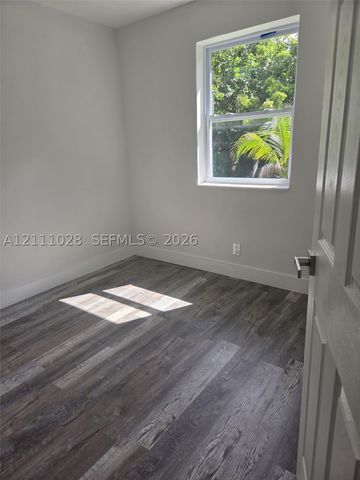 5840 NW 41st Ter 5840, North Lauderdale, FL 33319