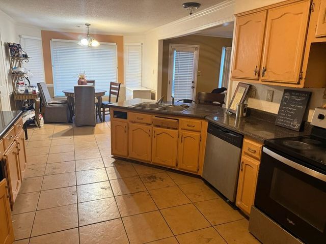 2647 CROSS VINE DR S, Memphis, TN 38016