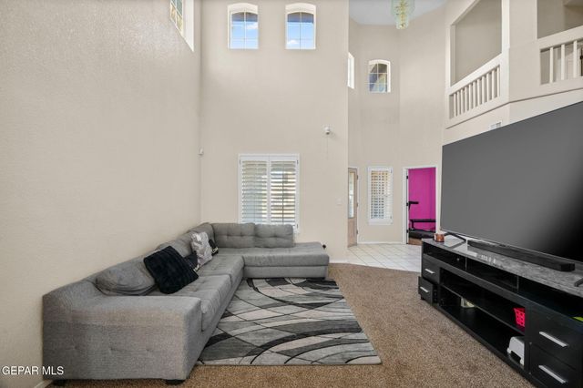 2013 SHADOW RIDGE Drive, El Paso, TX 79938