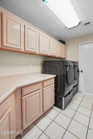 2013 SHADOW RIDGE Drive, El Paso, TX 79938