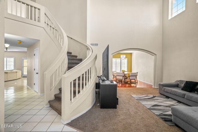 2013 SHADOW RIDGE Drive, El Paso, TX 79938