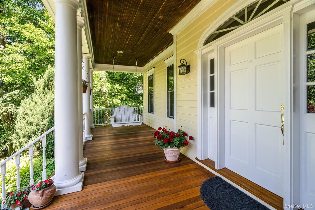 48 PARK Lane, West Harrison, NY 10604 — photo 2