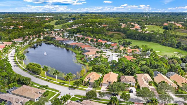 6784 SE Twin Oaks Circle, Stuart, FL 34997