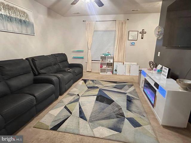 35391 PHEASANT RIDGE RD, Locust Grove, VA 22508