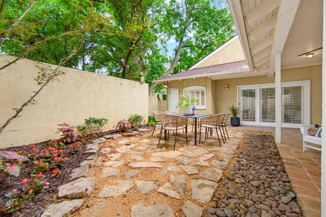 4394 Cochran Chapel Circle, Dallas, TX 75209