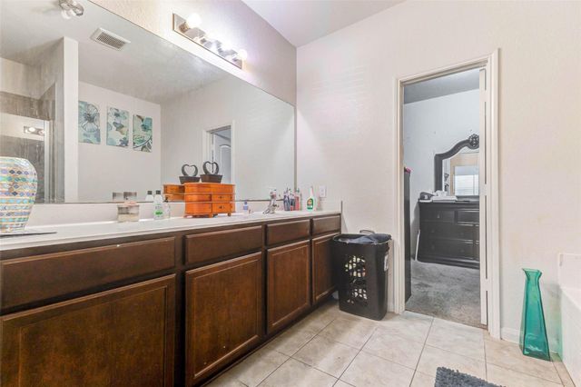 9411 Opal Gates Drive, Rosharon, TX 77583