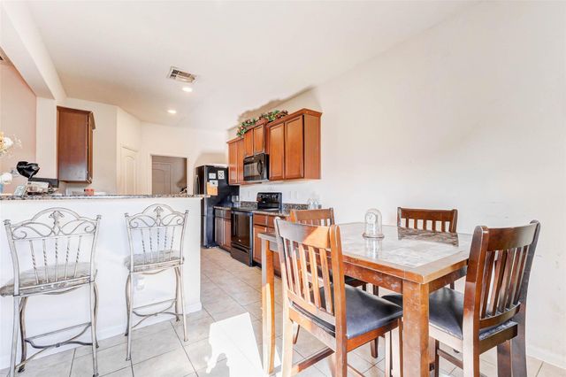 9411 Opal Gates Drive, Rosharon, TX 77583