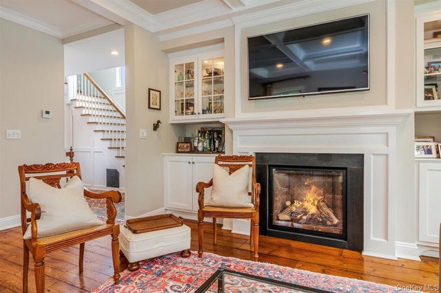 69 Southdown Road, Huntington, NY 11743